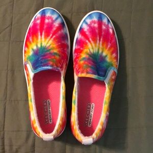Sketchers memory foam tie-dye